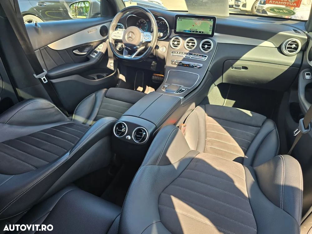 Mercedes-Benz GLC 300 e 4Matic 9G-TRONIC Edition AMG Line - 12