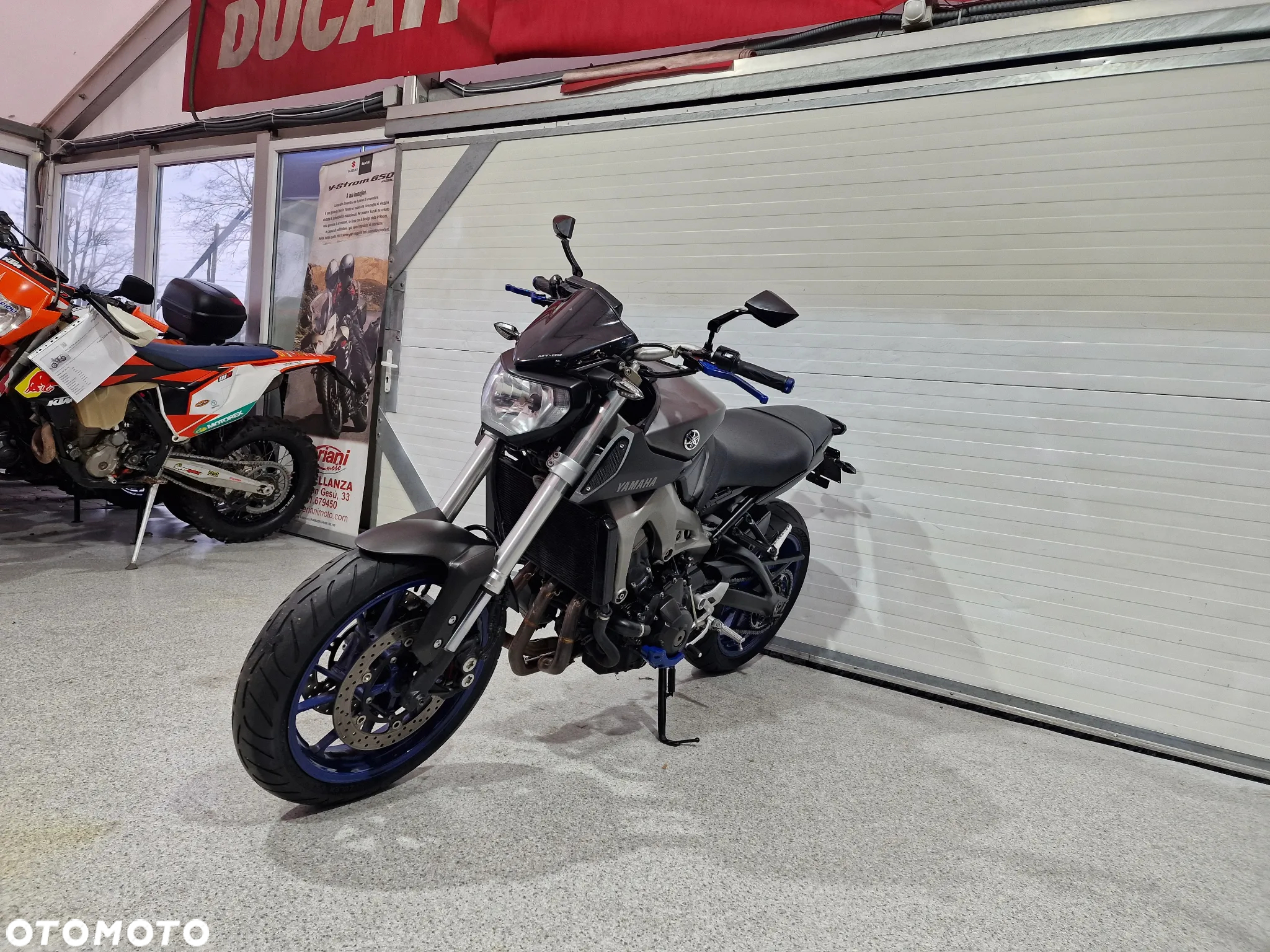 Yamaha MT - 16