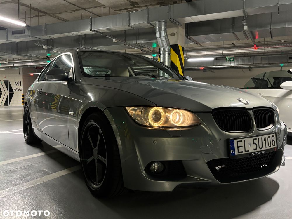 BMW Seria 3 325i M Sport Edition - 10