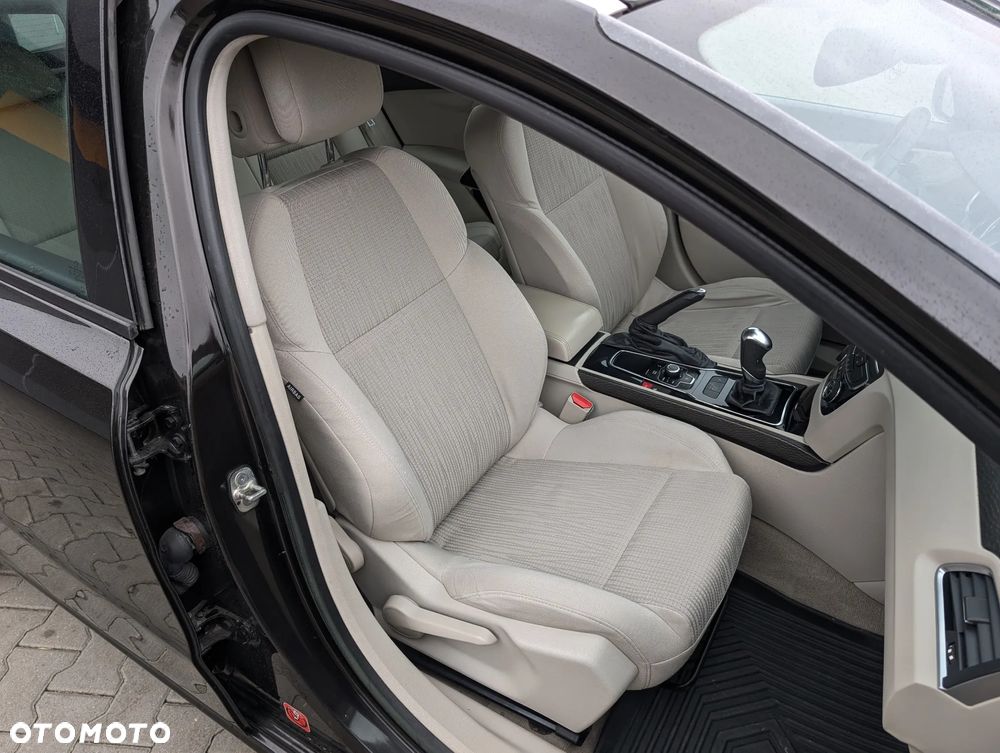 Peugeot 508 1.6 e-HDi Access S&S - 36