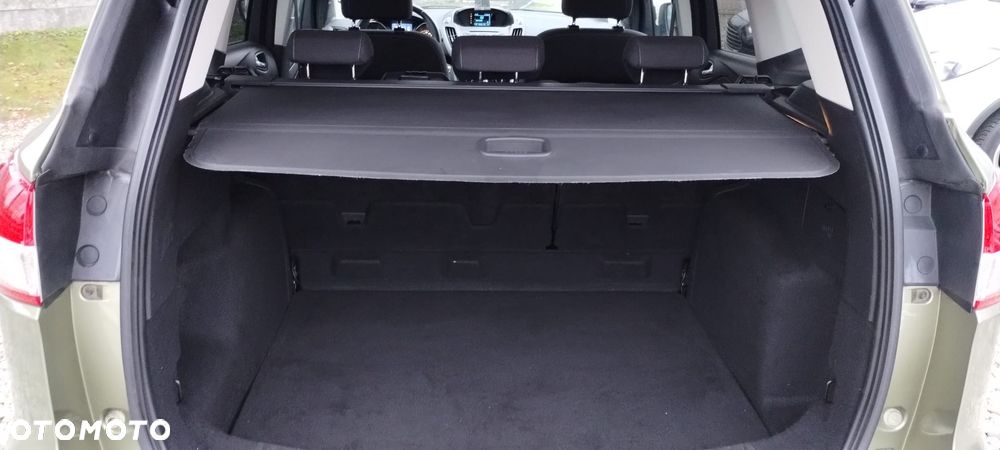 Ford Kuga 2.0 TDCi 2x4 Trend - 26