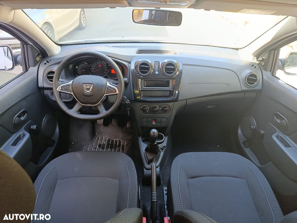 Dacia Sandero - 6