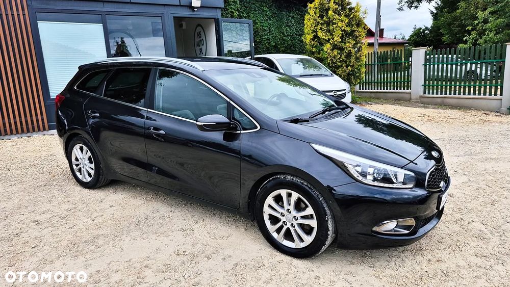 Kia Ceed 1.6 GDI Platinum Edition - 8