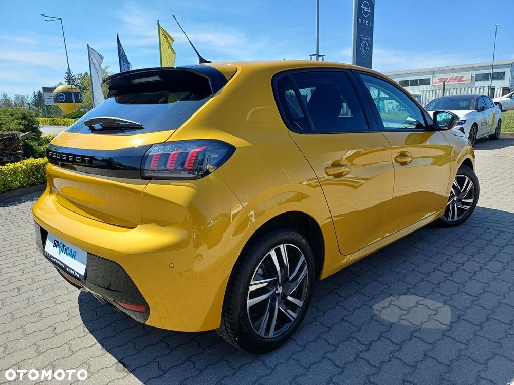 Peugeot 208 - 6