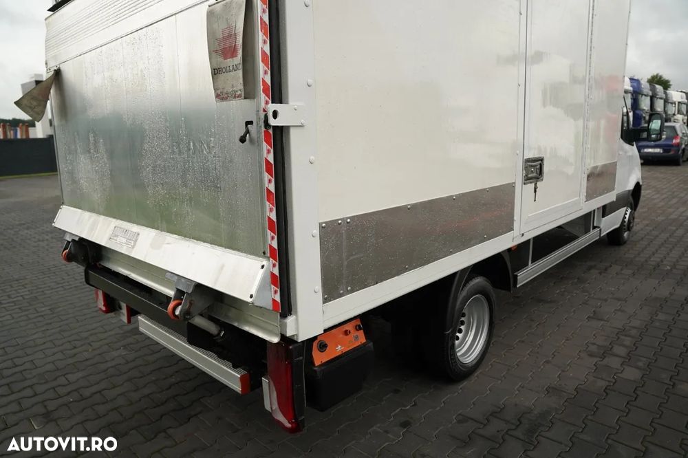 Mercedes-Benz SPRINTER / CAROSERIE TIP BOX - 4,3 M / LIFT HIDRAULIC DHOLLANDIA - 750 KG / ROȚI SPATE DUBLE / 3 LOCURI / IMPORT / EURO 6 - 15