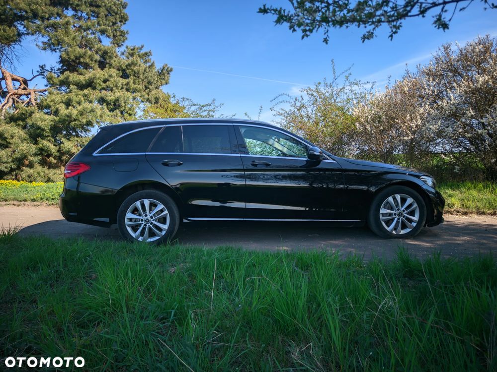 Mercedes-Benz Klasa C 220 d 4Matic 9G-TRONIC AMG Line - 21