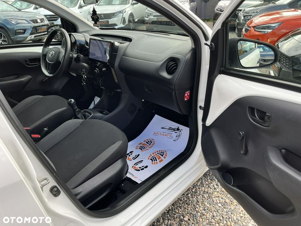 Toyota Aygo x-play club - 9