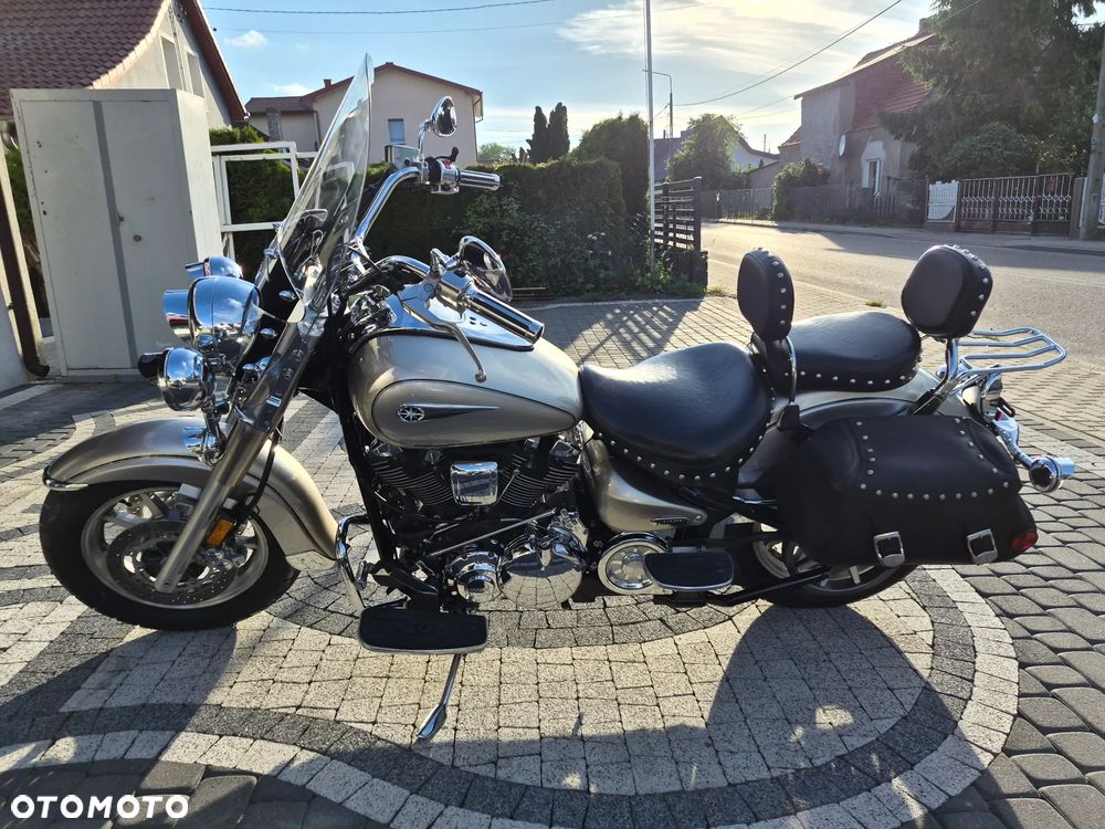 Yamaha Road Star - 8