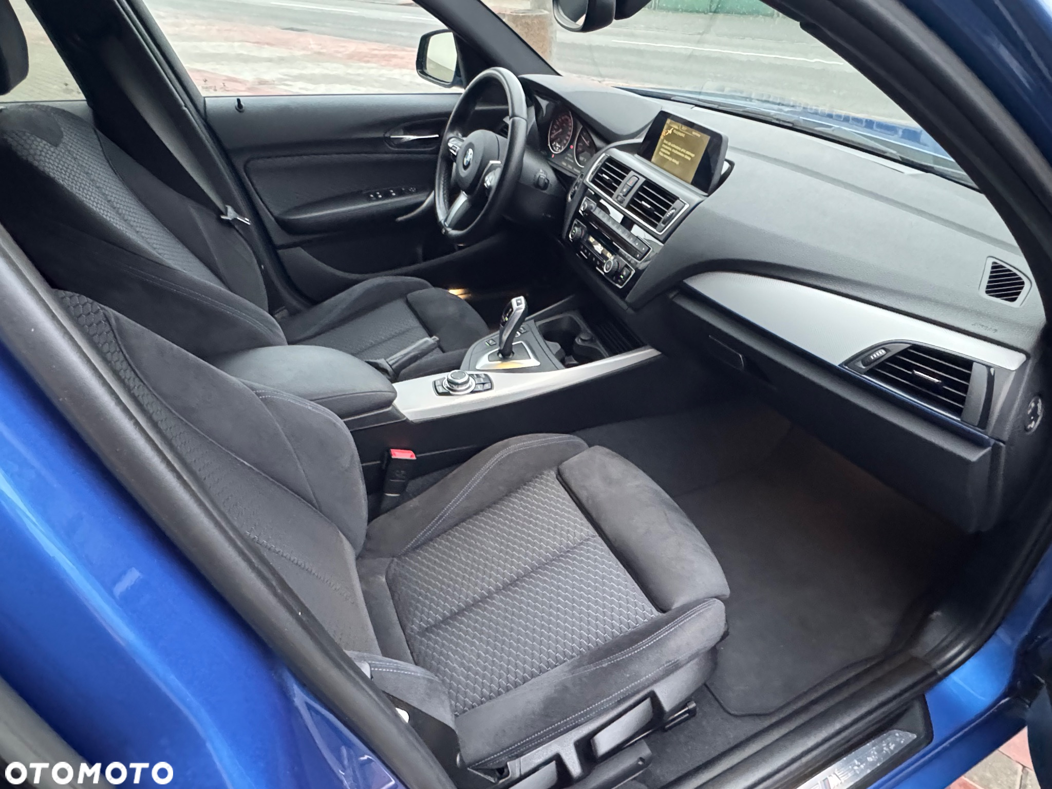 BMW Seria 1 120d xDrive M Sport - 39