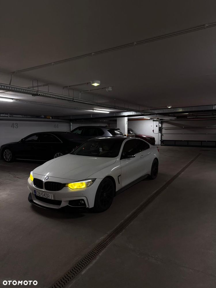BMW Seria 4 428i xDrive Sport-Aut Luxury Line - 2