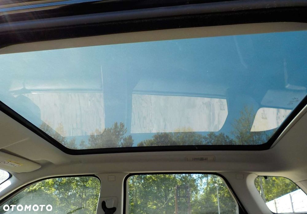 Land Rover Range Rover Evoque - 28