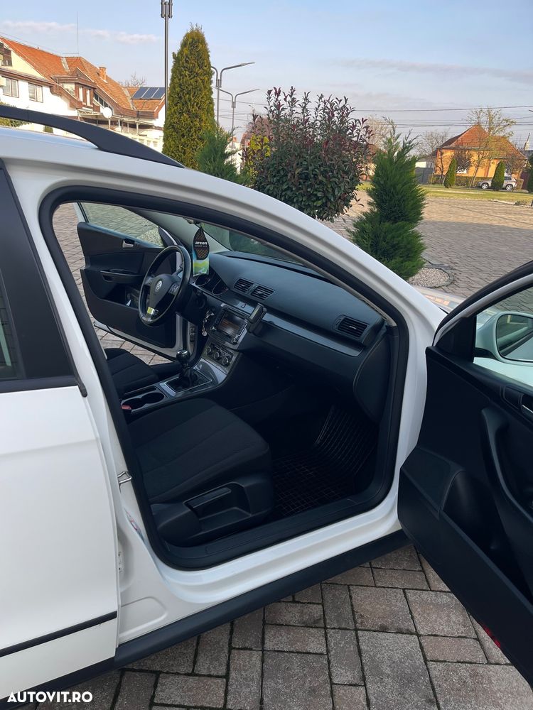 Volkswagen Passat Variant 2.0 TDI Comfortline - 22