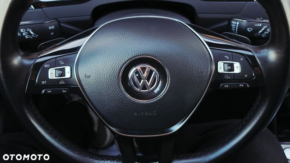 Volkswagen Passat Variant 1.4 TSI ACT (BMT) DSG Highline - 19