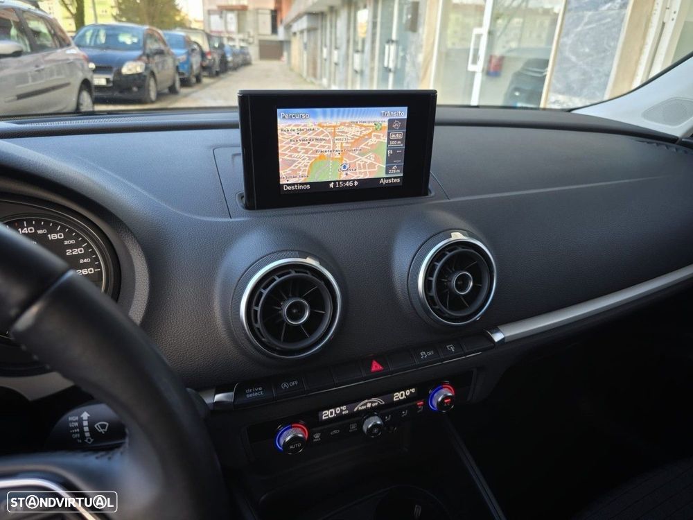 Audi A3 Sportback 1.6 TDI Ambition - 16