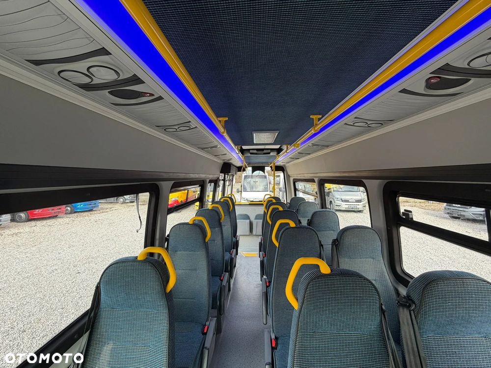 Mercedes-Benz Sprinter CITY - 32