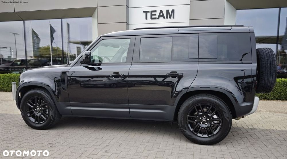 Land Rover Defender - 7