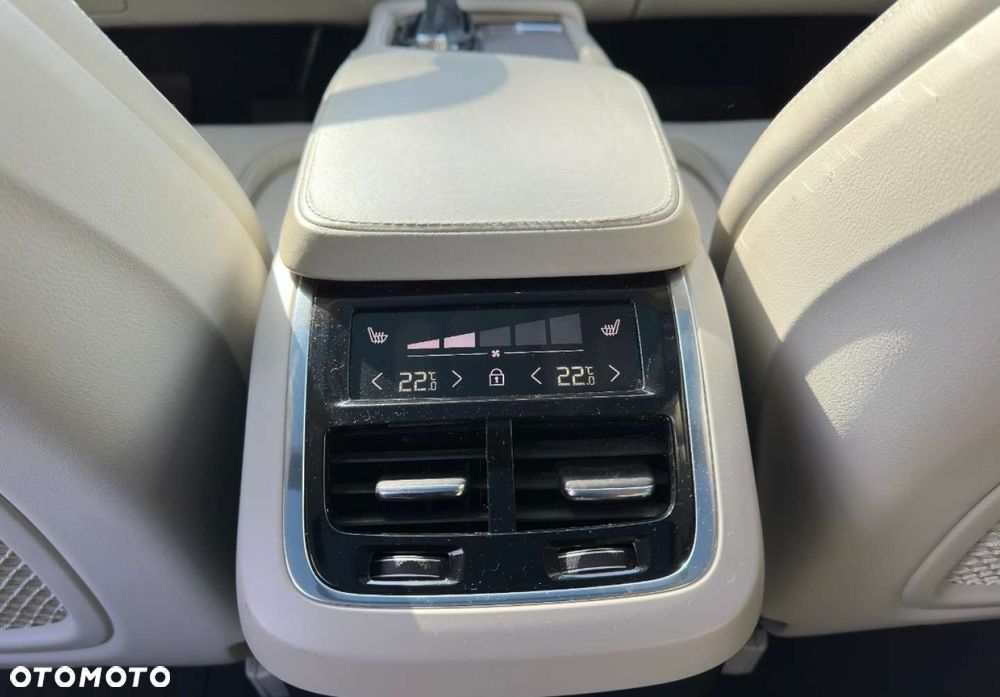 Volvo XC 90 - 15