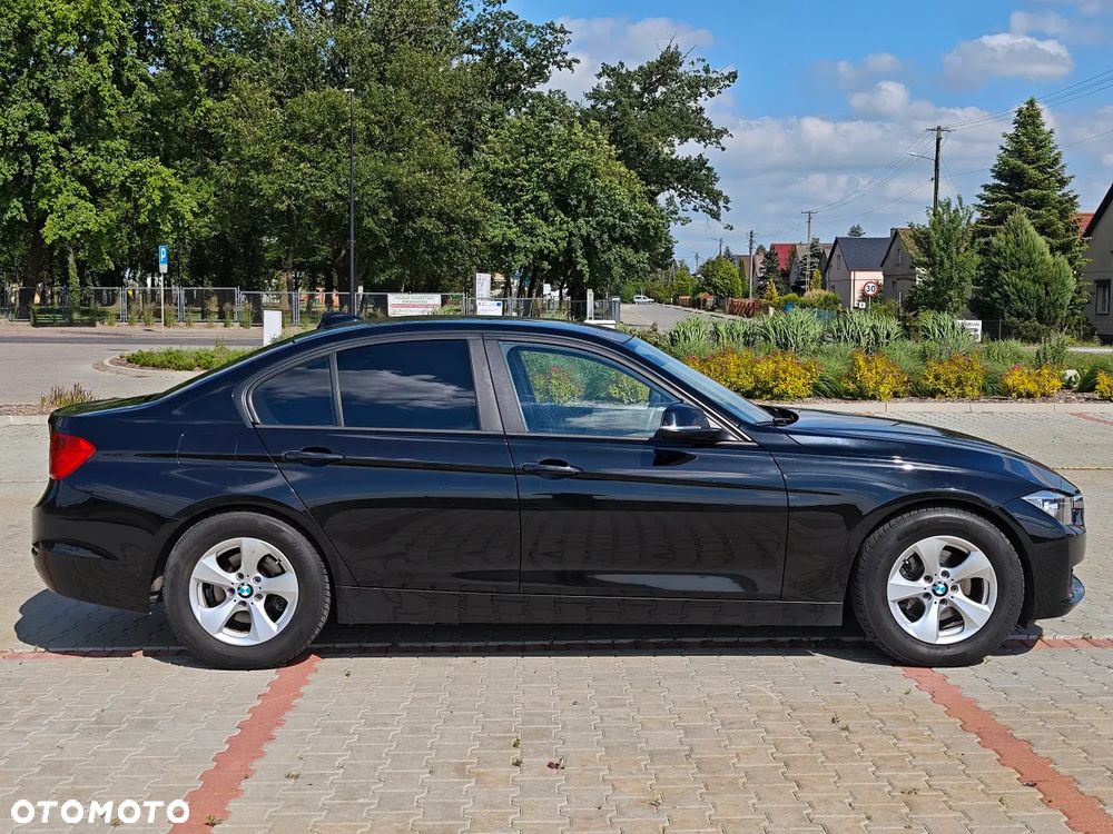 BMW Seria 3 320d Efficient Dynamic Edition - 5