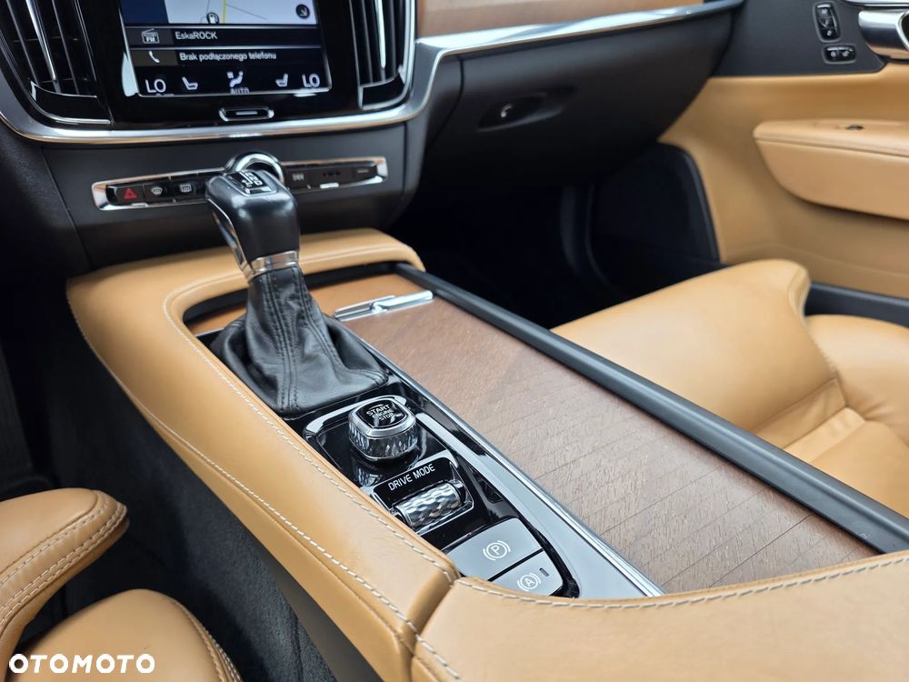 Volvo V90 D4 Inscription - 21