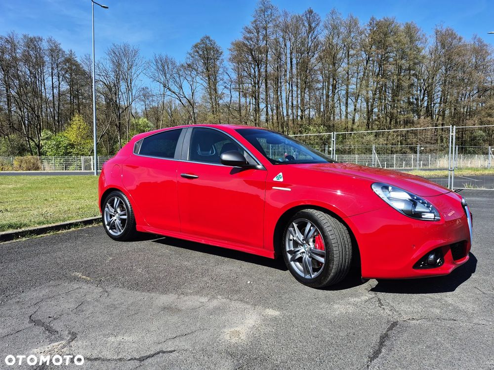 Alfa Romeo Giulietta 1.8 TBi 16V TCT Quadrifoglio Verde - 4