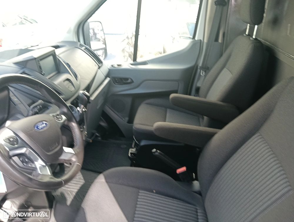 Ford Transit - 44