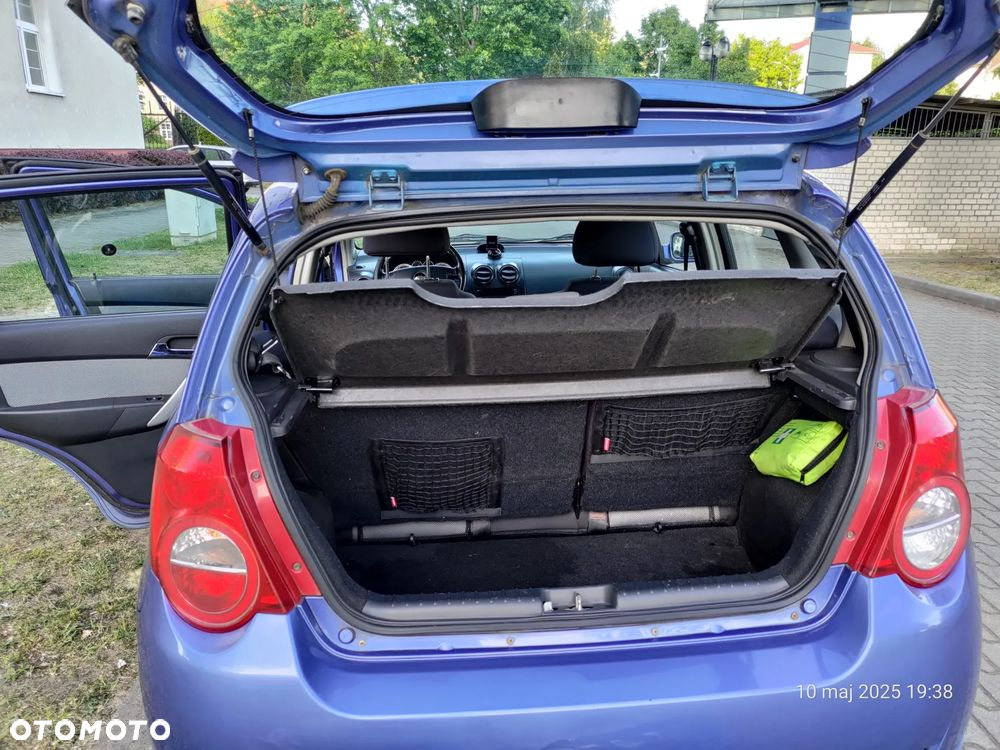Chevrolet Aveo 1.4 16V LS - 12