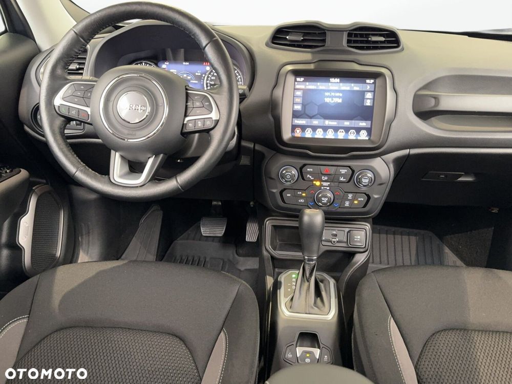 Jeep Renegade - 14