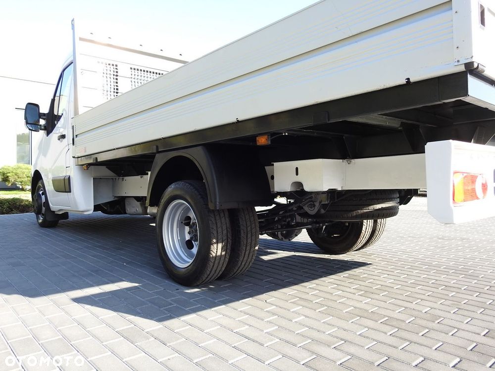 Renault MASTER SKRZYNIA TEMPOMAT KLIMATYZACJA LEDY BLIŹNIACZE KOŁA  130KM - 15
