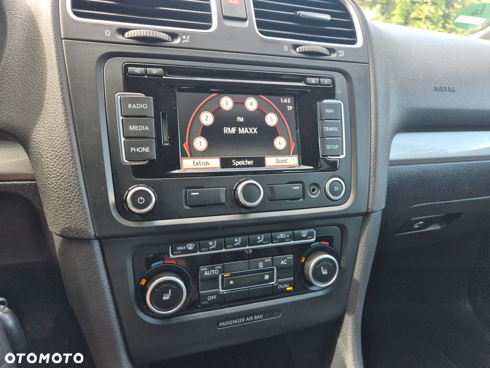 Volkswagen Golf 1.2 TSI BlueMotion Technology MATCH - 25