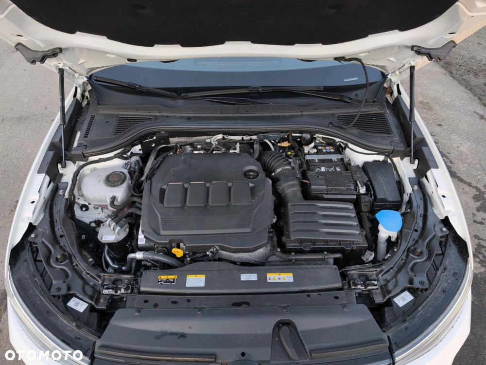 Volkswagen Passat 2.0 TDI SCR DSG Elegance - 16