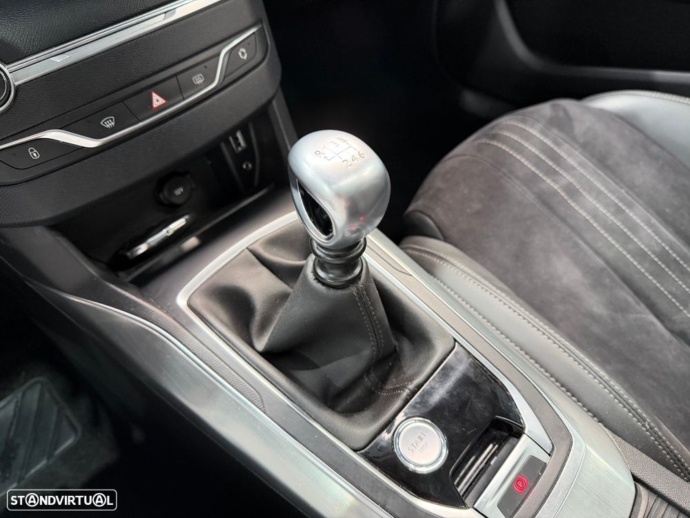 Peugeot 308 - 23