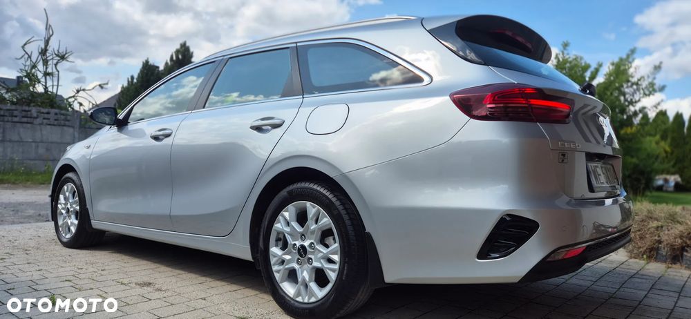 Kia Ceed 1.5 T-GDI M - 4
