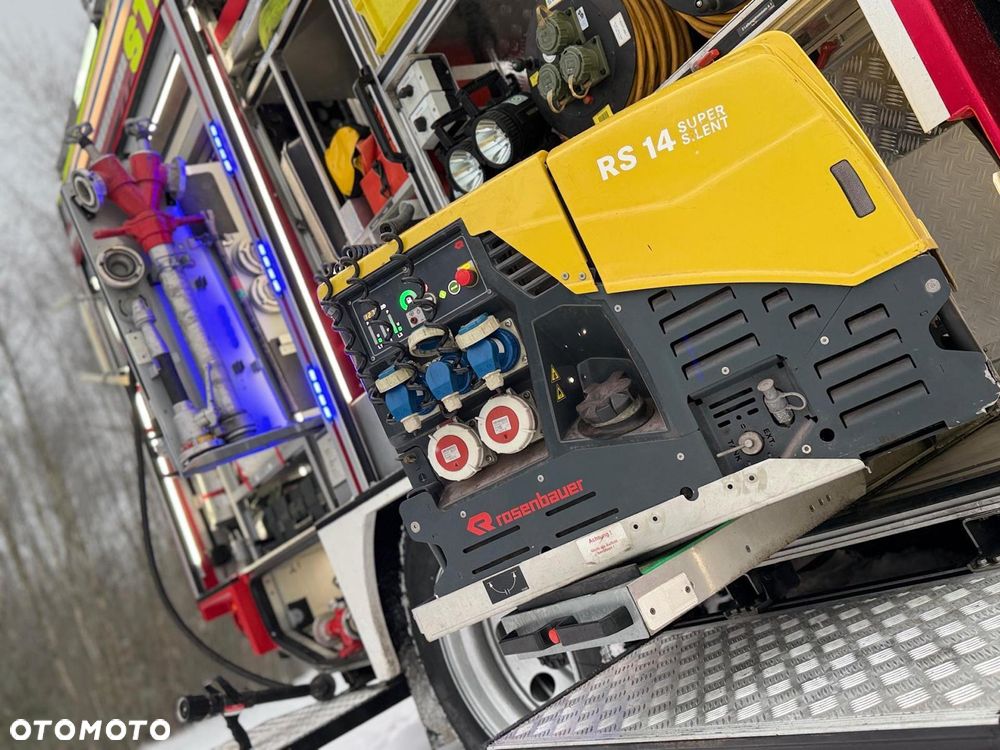 MAN Straż pożarna, Pojazd pożarniczy, Wóz strażacki, MAN L80 średni GBA 4x4 CNBOP, wyciągarka, 3000l wody, reduktor, blokady, mosty - 16