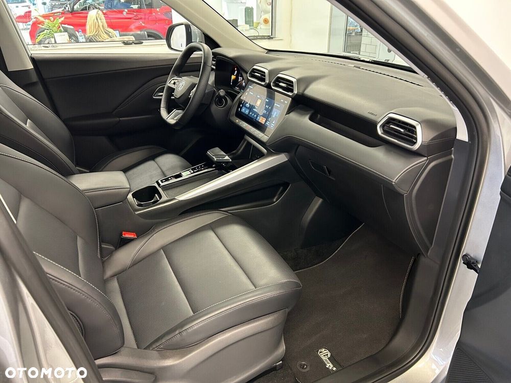 MG ZS - 21