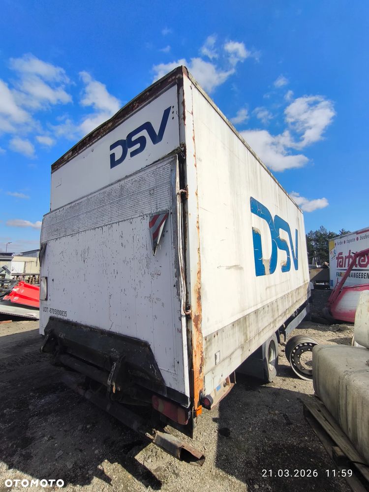 KONTENER IZOTERMA+ WINDA MAN - 8