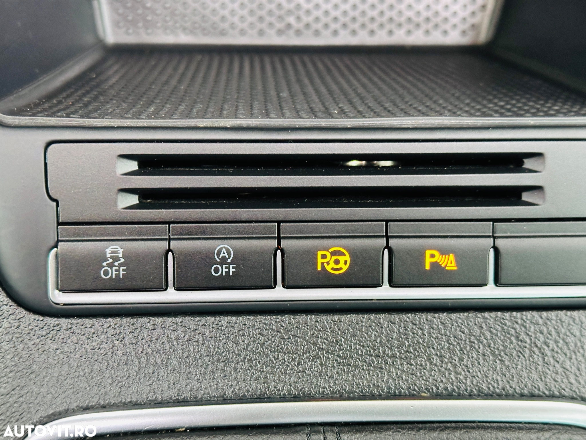 Volkswagen Tiguan - 35