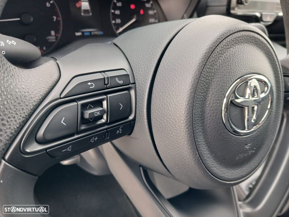 Toyota Yaris - 12