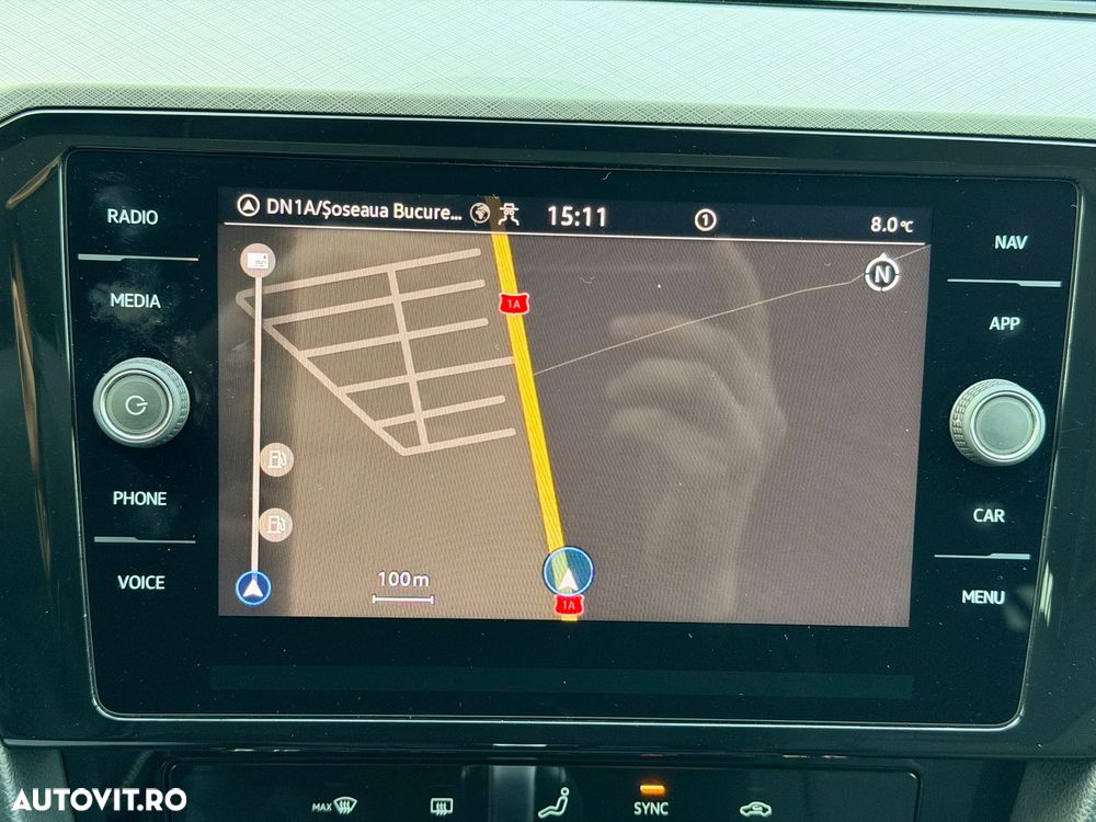 Volkswagen Passat - 6