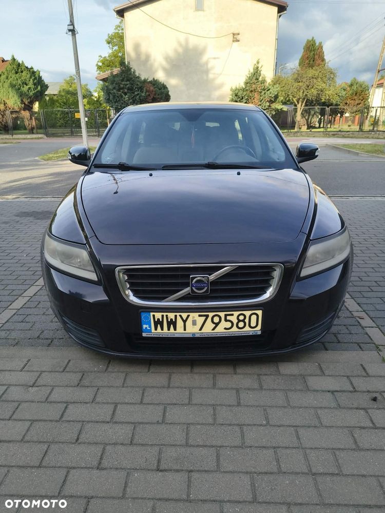 Volvo V50 - 1