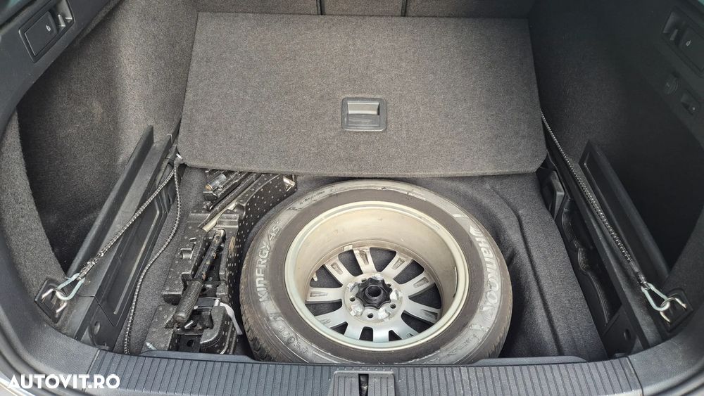Volkswagen Passat - 15