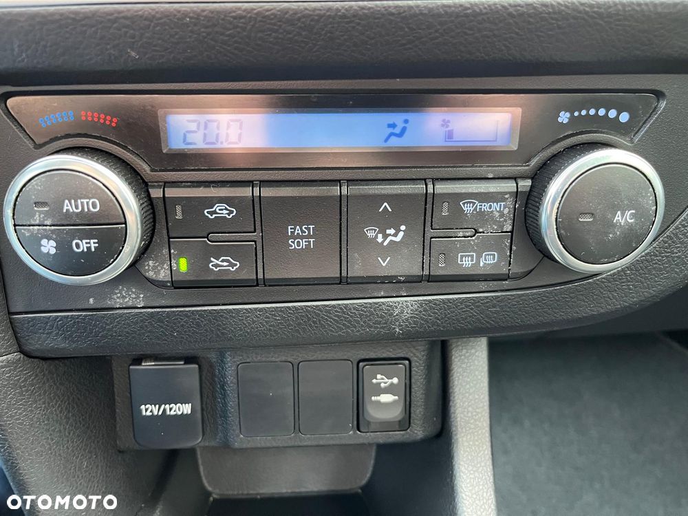 Toyota Auris 2.0 D-4D Comfort - 19
