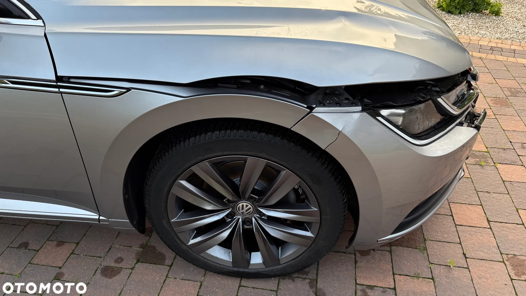 Volkswagen Arteon 2.0 TSI Essence DSG - 10