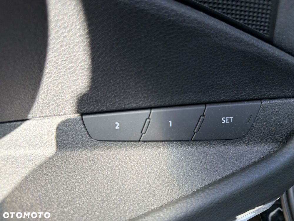 Audi e-tron - 23