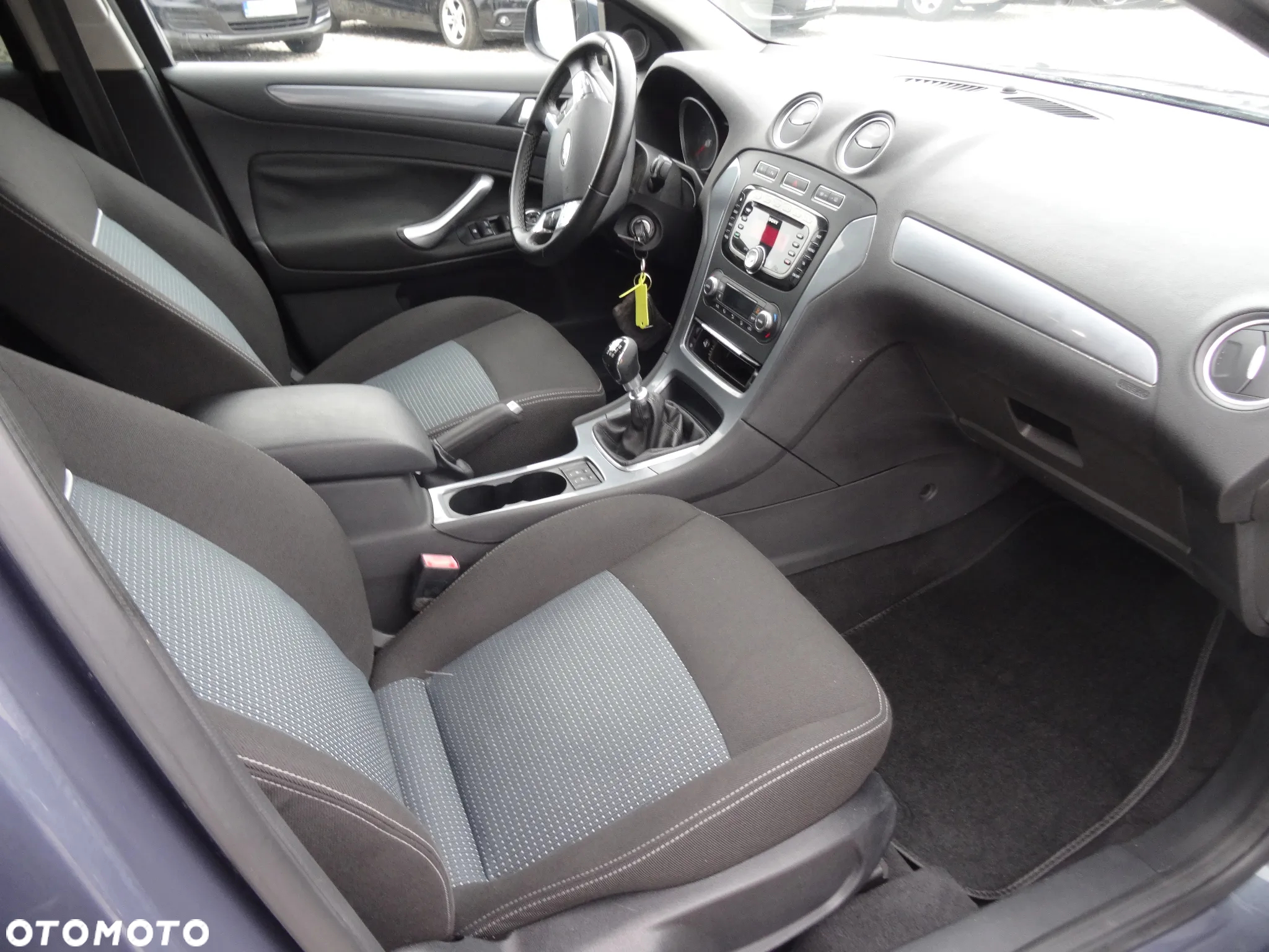 Ford Mondeo 1.6 Eco Boost Start-Stopp Ambiente - 13