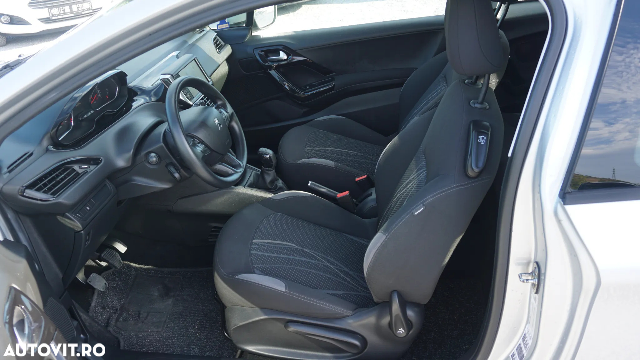 Peugeot 208 1.4 VTi Active - 6