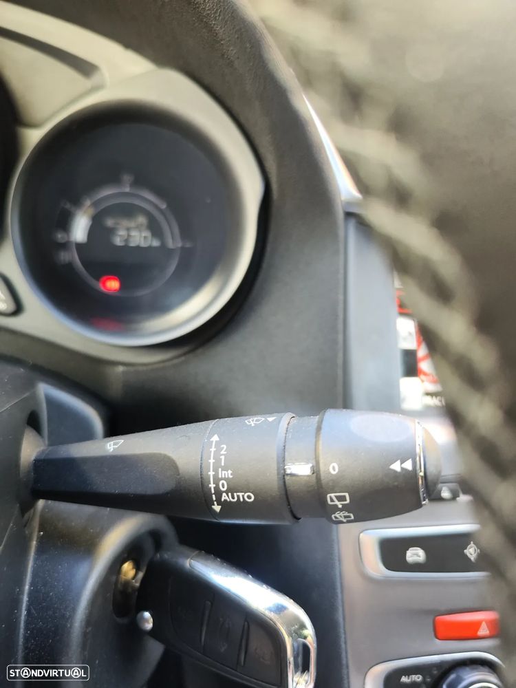 Citroën C4 1.6 BlueHDi Feel - 30