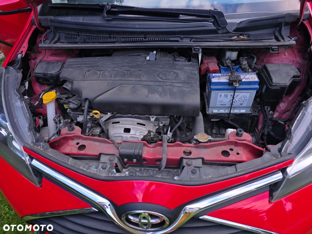 Toyota Yaris 1.33 Premium - 13