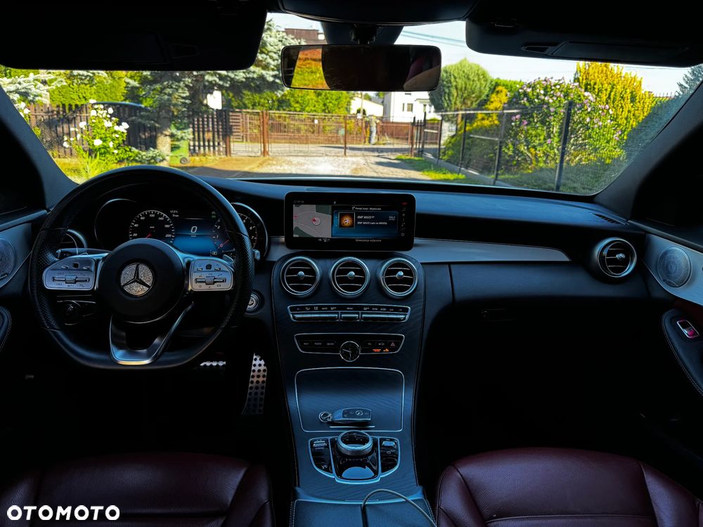 Mercedes-Benz Klasa C 300 9G-TRONIC AMG Line - 9