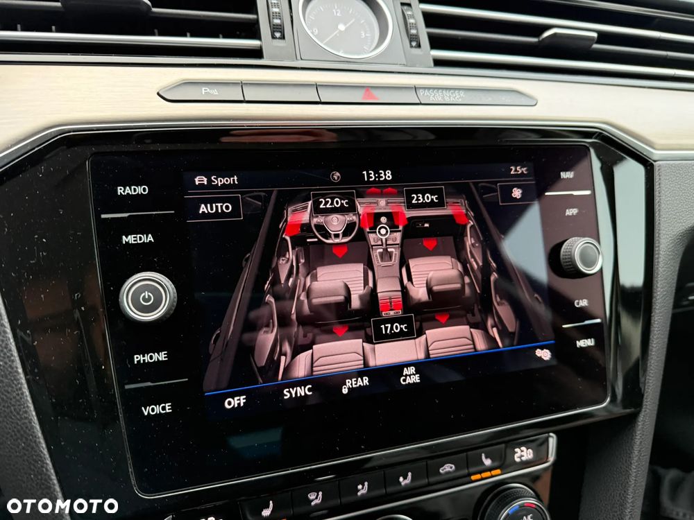 Volkswagen Passat 2.0 TDI BMT Highline DSG7 - 35