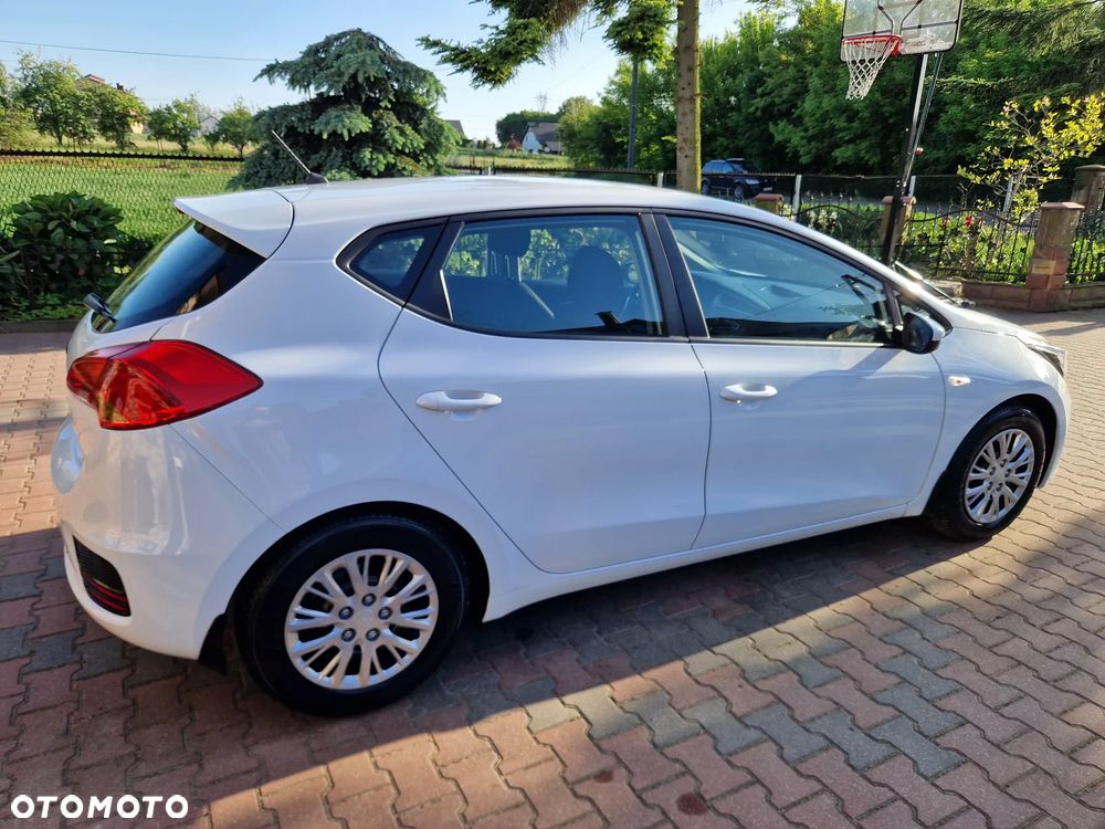 Kia Ceed 1.4 S - 39